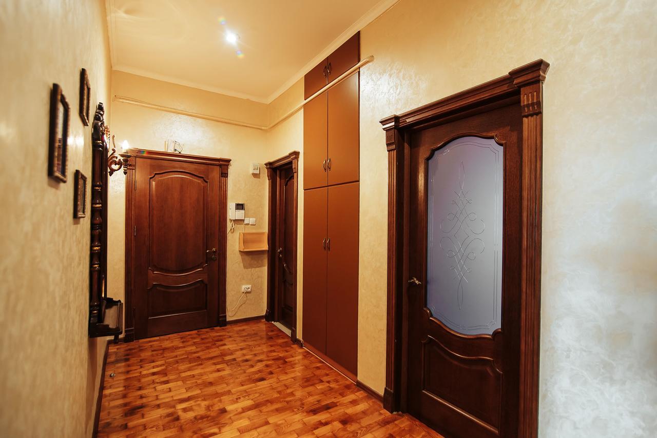 Centreville Apartments Ивано-Франкивск Екстериор снимка